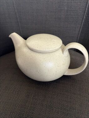 Minimalist Cream Ceramic Teapot - Modern Home Art